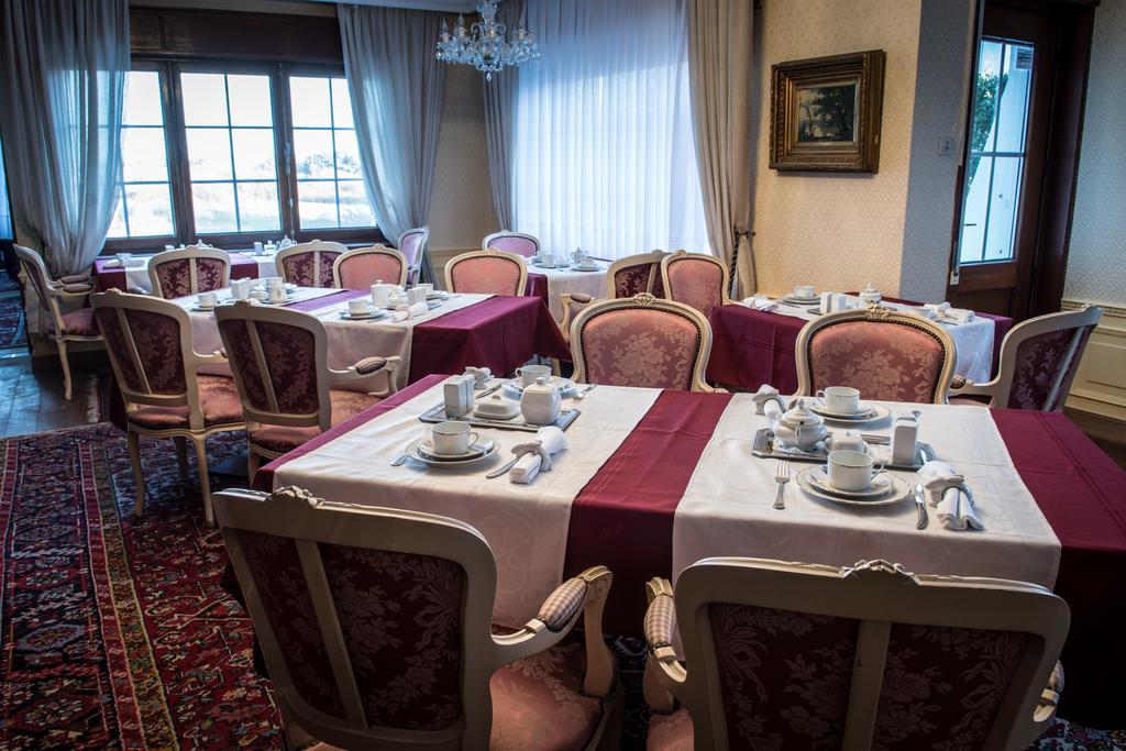 Villa Les Hirondelles De Haan Bagian luar foto